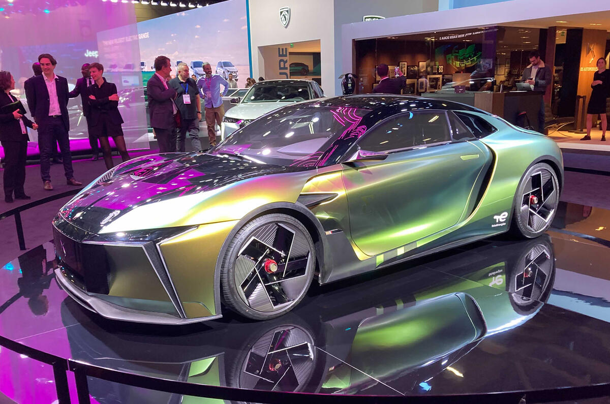 DS E Tense Performance 2022 front quarter static Paris motor show DS E Tense Performance 2022 front quarter static Paris motor show
