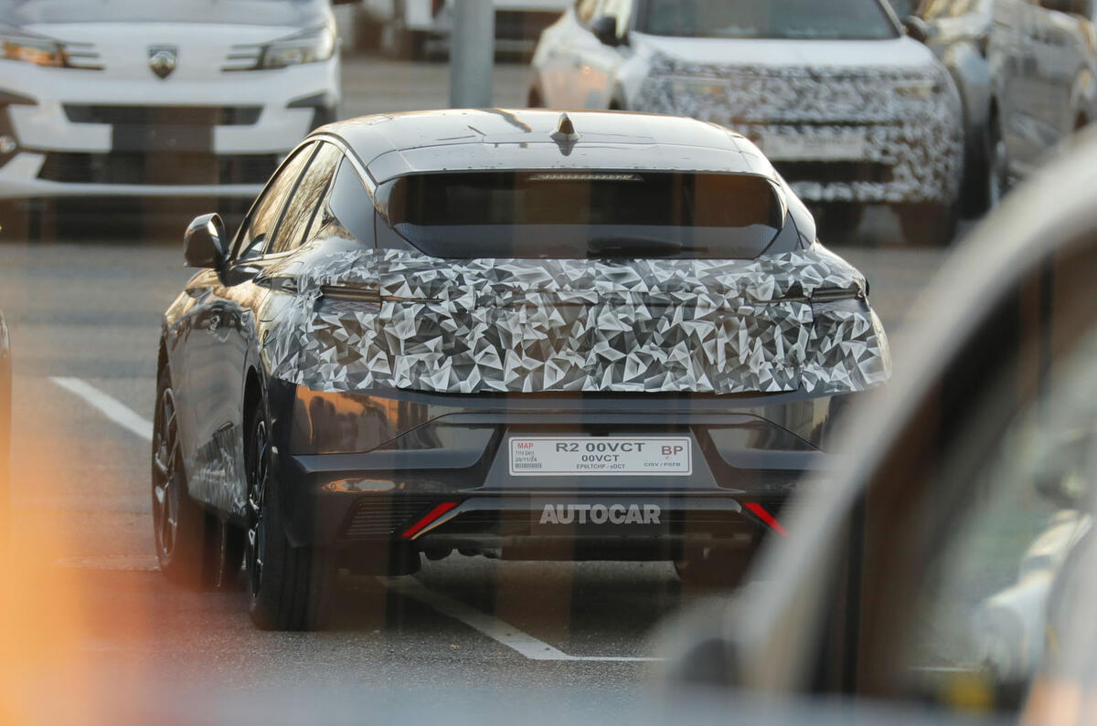 DS No4 camo rear DS No4 camo rear