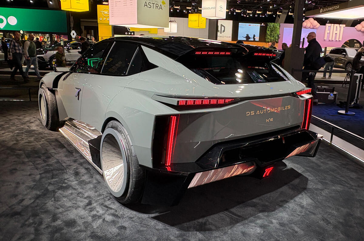 DS No4 Taylor Made Brussels show 2