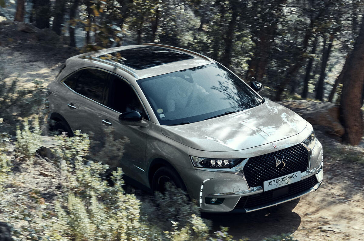 DS 7 Crossback E-Tense revealed as Volvo XC60 T8 rival