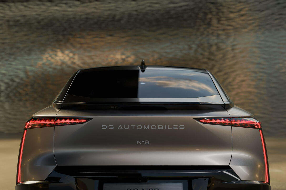 DS No 8   rear badging DS No 8   rear badging