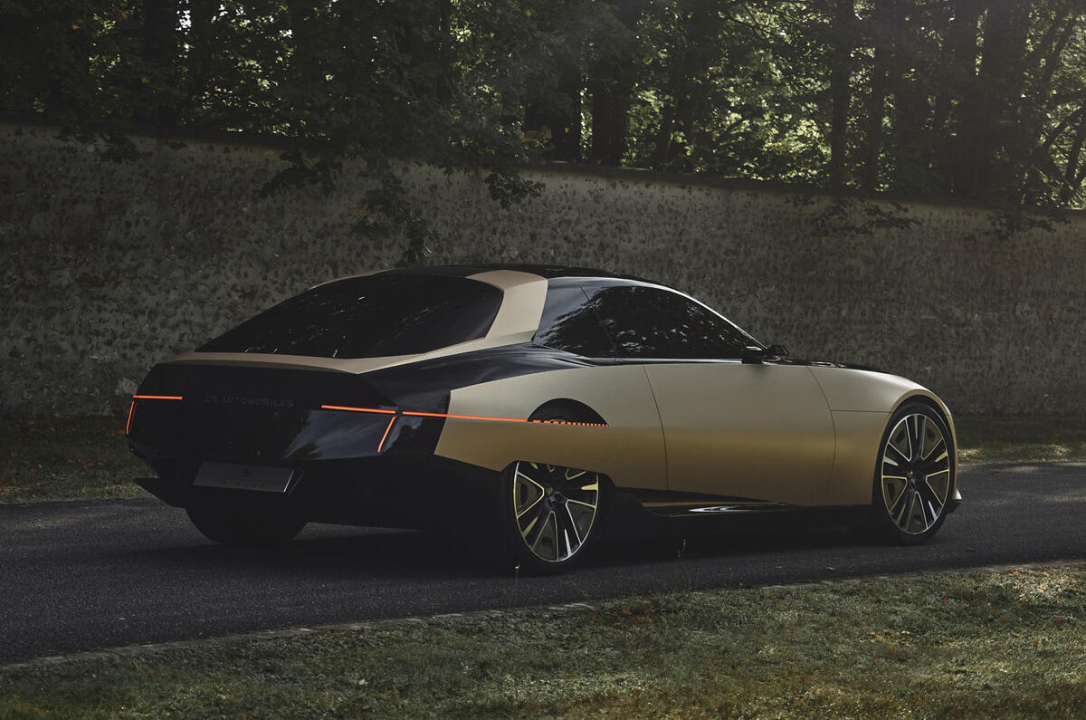 DS SM Tribute   rear three quarters DS SM Tribute   rear three quarters