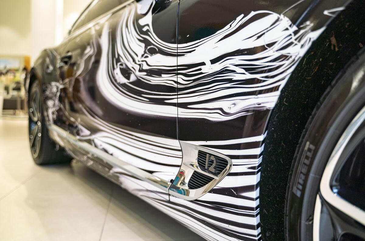 2019 Bentley Continental GT painted by Katrin Fridriks