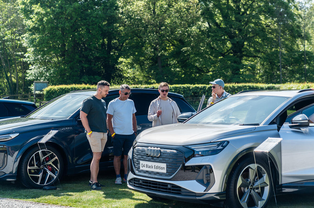 Audi Q4 e-tron Audi Q4 e-tron