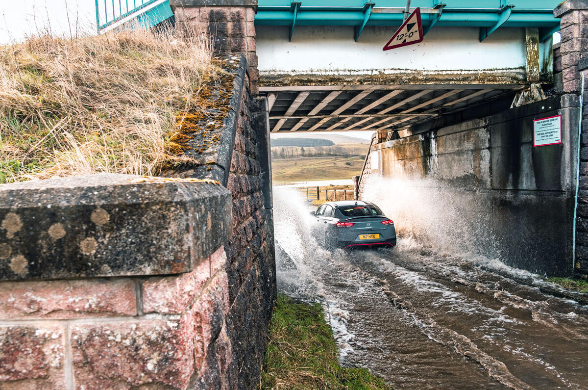 Hyundai i30 Fastback N drives the South West Coastal 300
