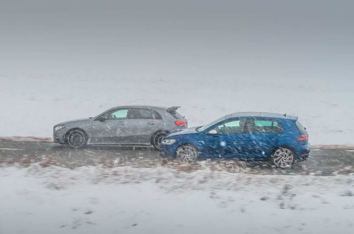 Mercedes-AMG A35 vs. Volkswagen Golf R