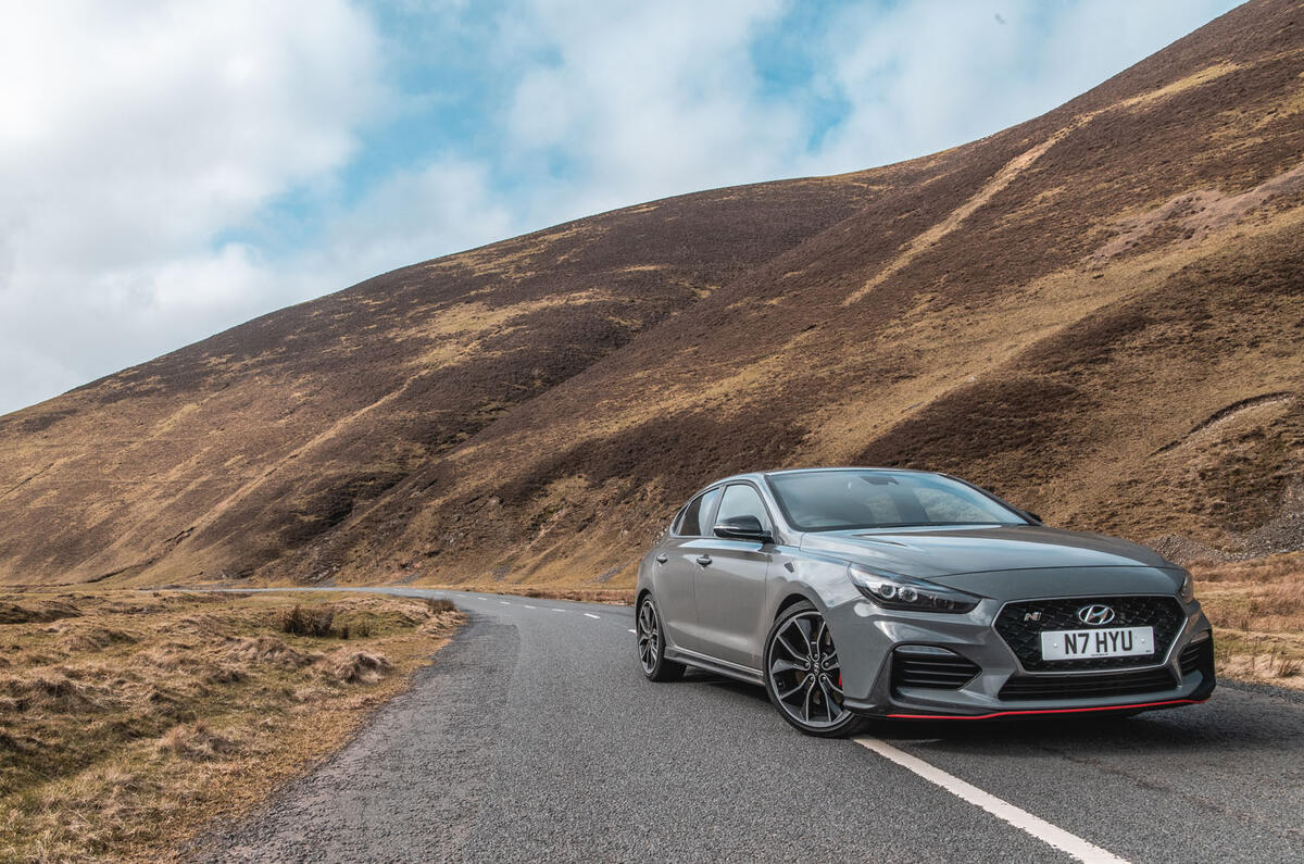 Hyundai i30 Fastback N drives the South West Coastal 300