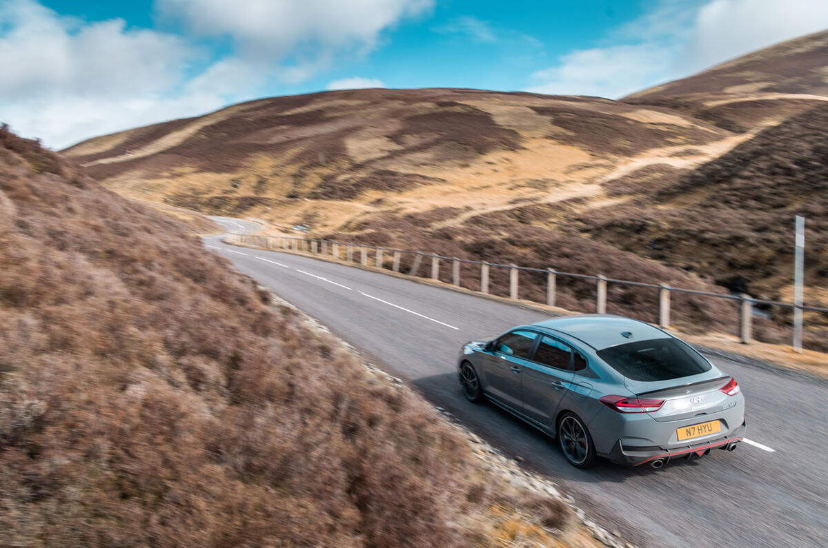 Hyundai i30 Fastback N drives the South West Coastal 300