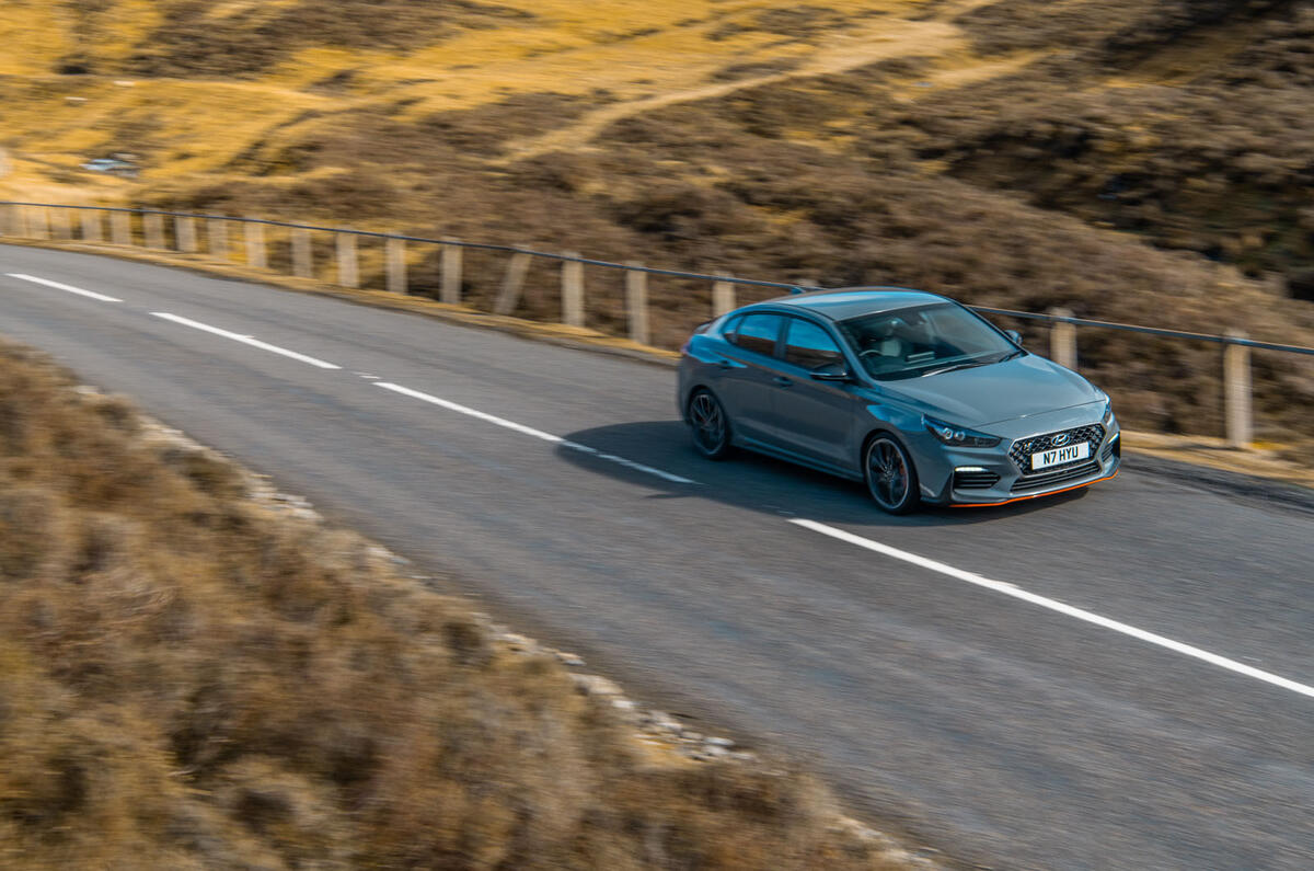 Hyundai i30 Fastback N drives the South West Coastal 300