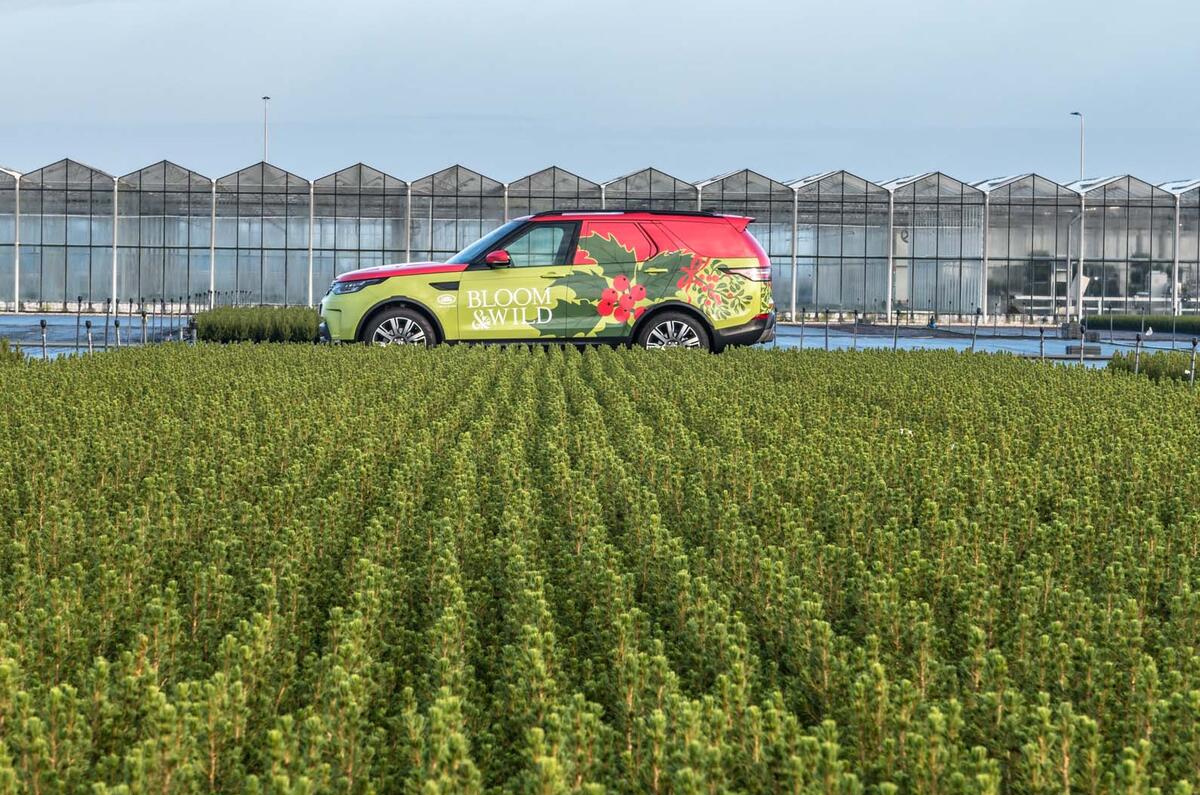 Land Rover Discovery Commercial 