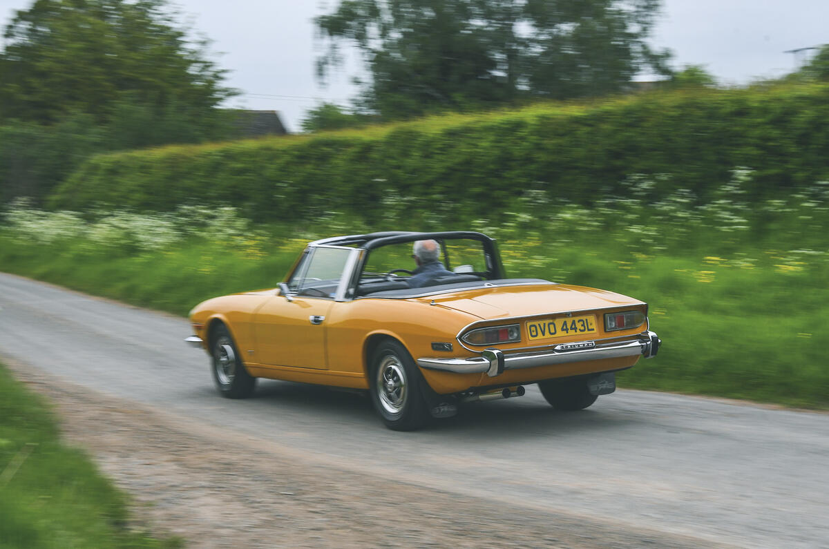 1972 Triumph Stag - cornering rear 1972 Triumph Stag - cornering rear