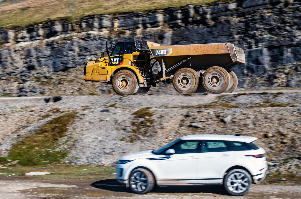 Range Rover Evoque vs Audi Q3 vs Volvo XC40 vs Lexus UX Range Rover Evoque vs Audi Q3 vs Volvo XC40 vs Lexus UX