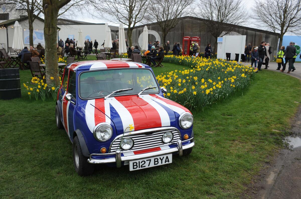 Goodwood Members’ Meeting 2017
