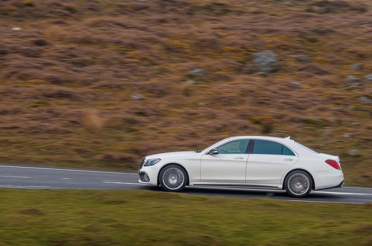 Mercedes-AMG S65 shows off the joys of the V12