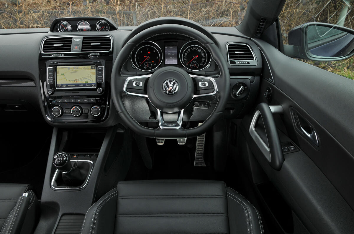 2015 Volkswagen Scirocco 2.0 TDI 184 R-Line review review ...