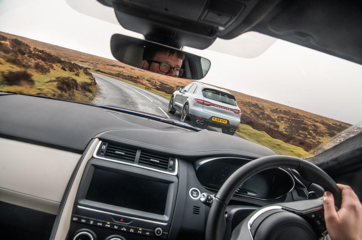 Porsche Macan vs Jaguar E-Pace 2019 - driving inside cabin