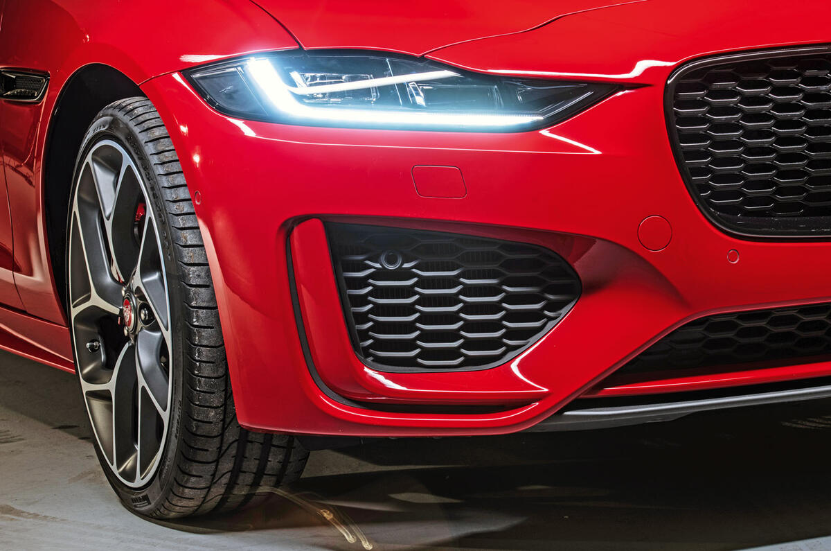 Jaguar reveals facelifted XE saloon