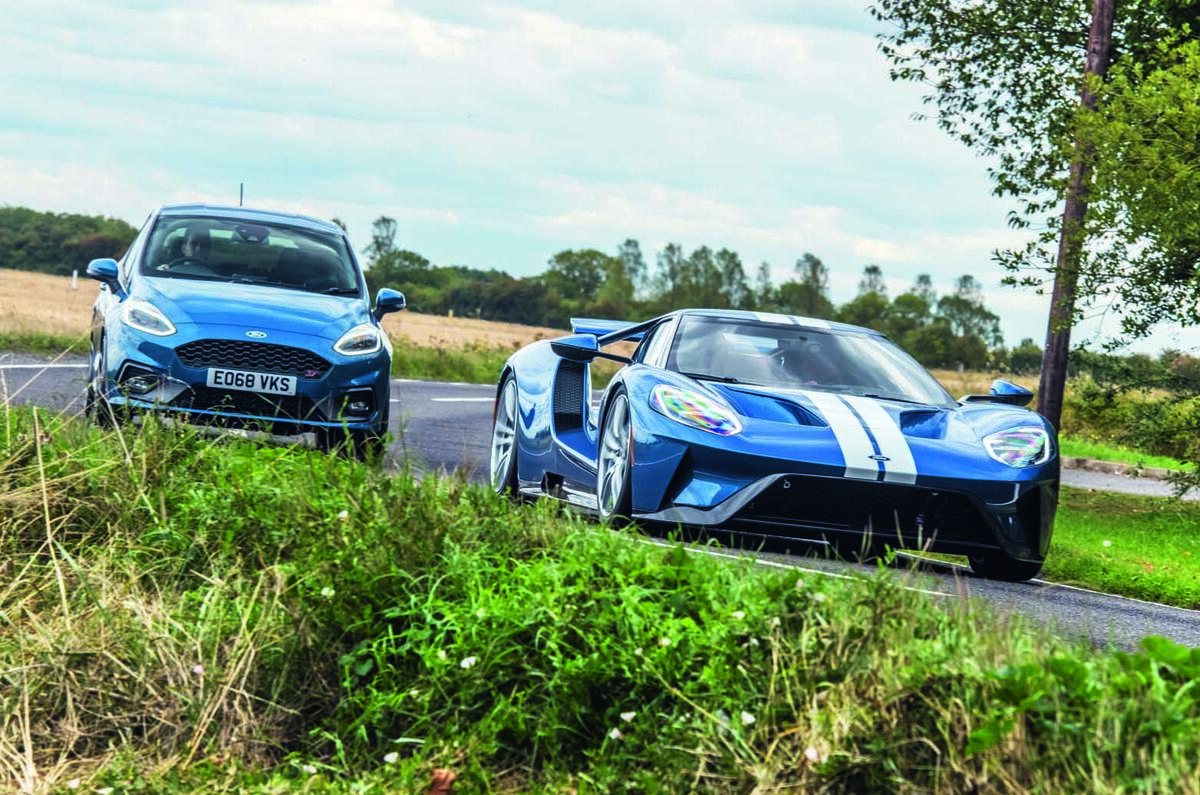 Ford GT vs Fiesta ST