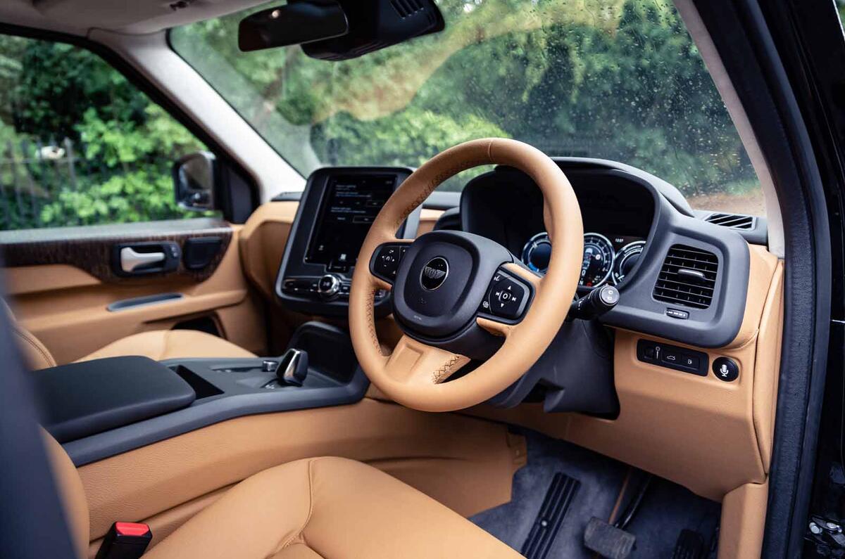 Sutton VIP Class LEVC taxi dash