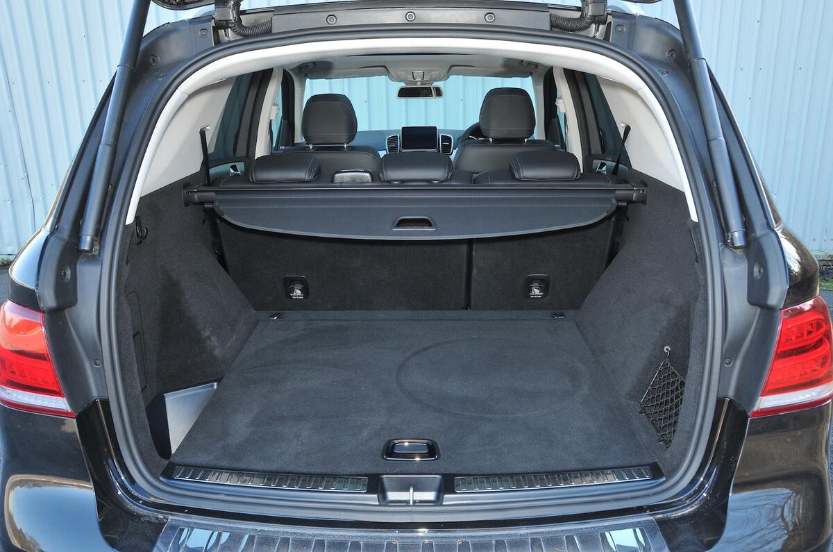 White Mercedes Benz Suv White Mercedes Benz Suv