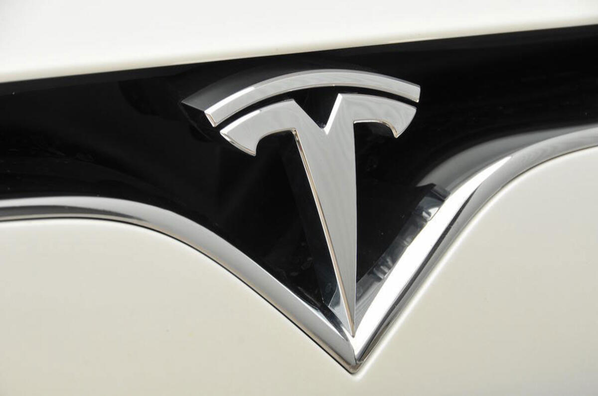 Tesla Model S 60 and 60D