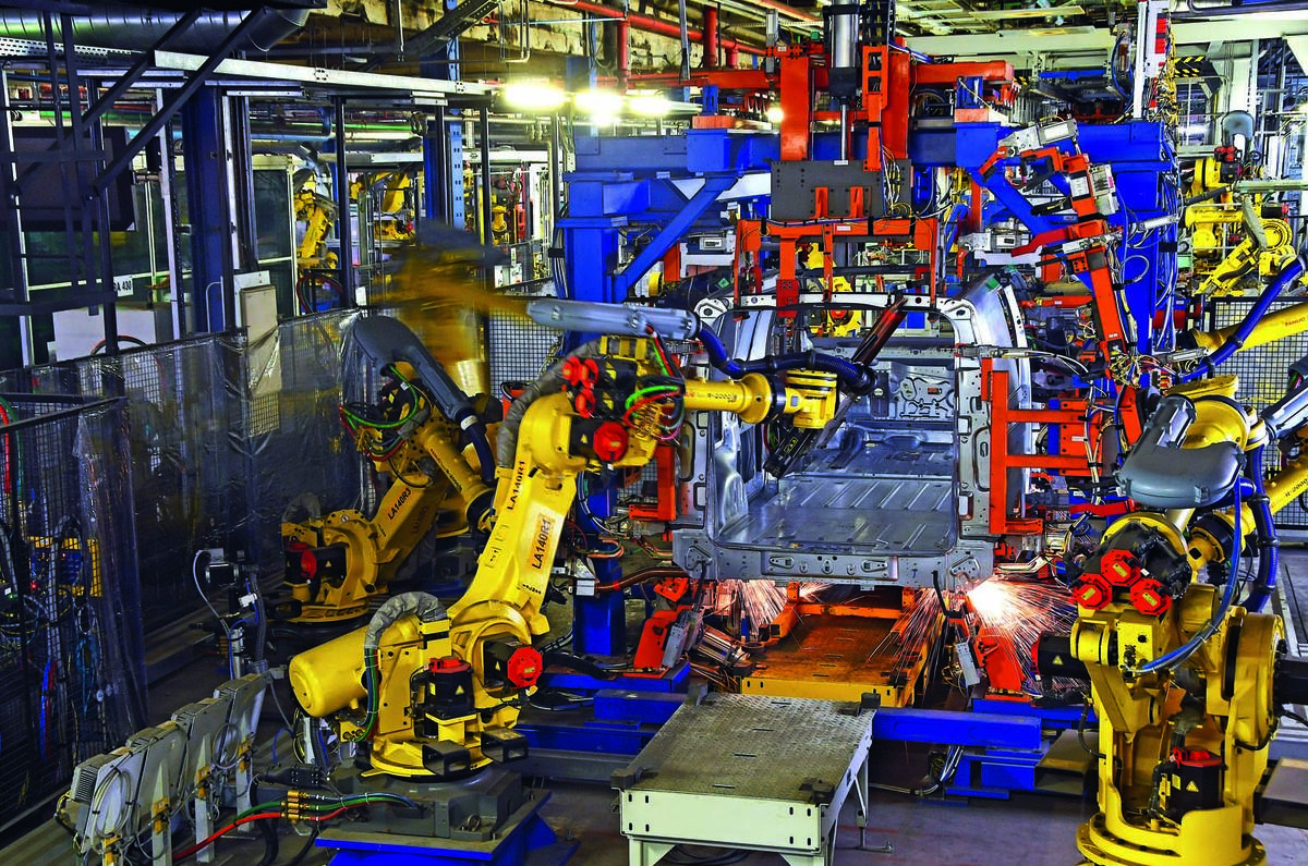 Vauxhall commercial vehicle production - Luton