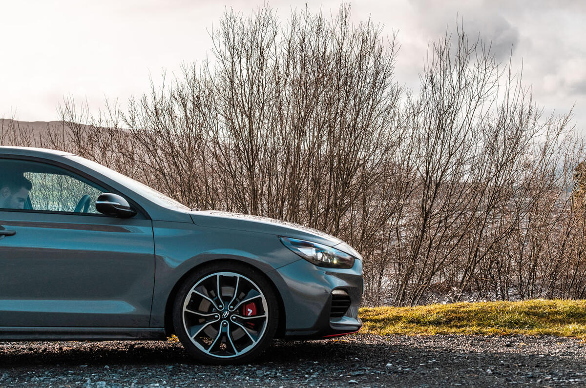 Hyundai i30 Fastback N drives the South West Coastal 300