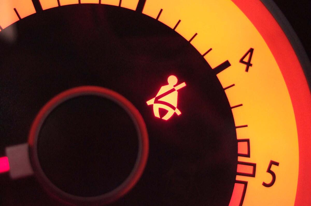 Seatbelt warning light