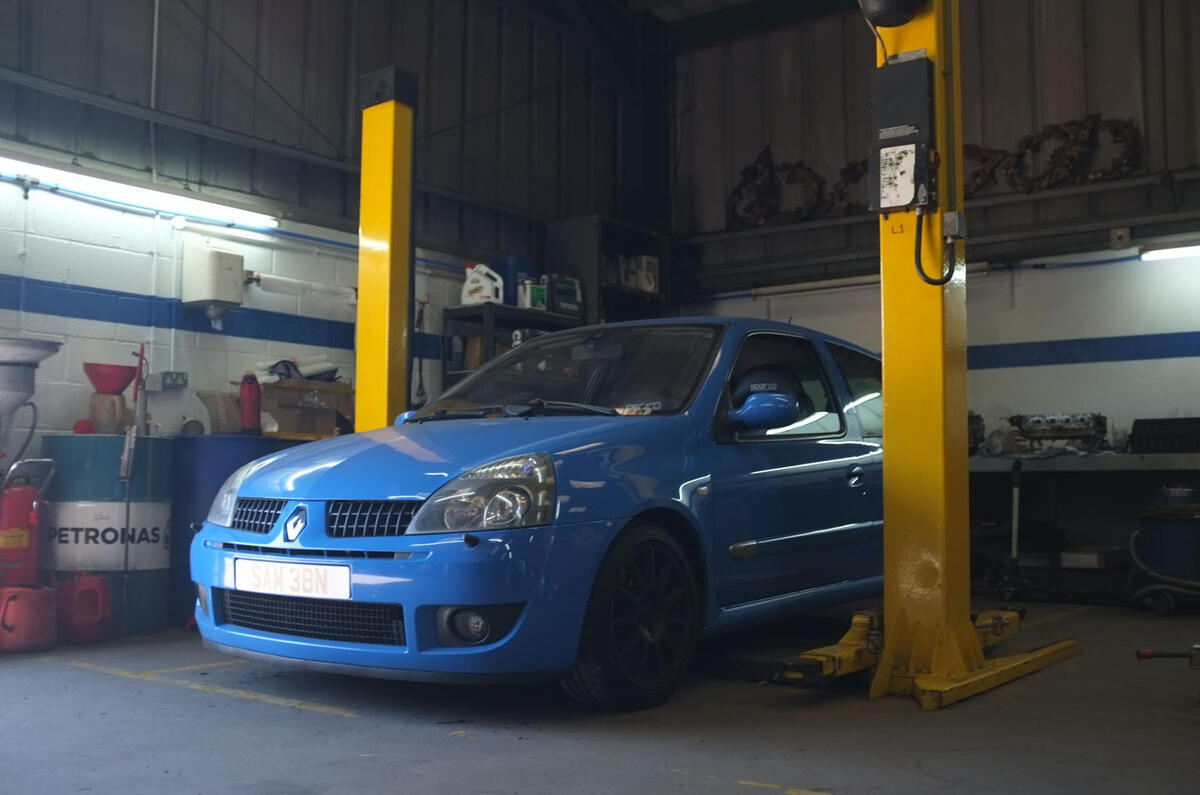 Renaultsport Clio 182 Sam Sheehan