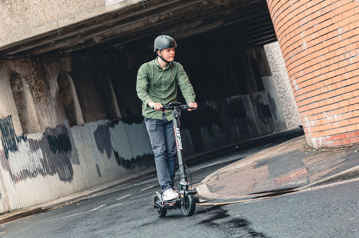 Ducatti Scooter 13 Ducatti Scooter 13