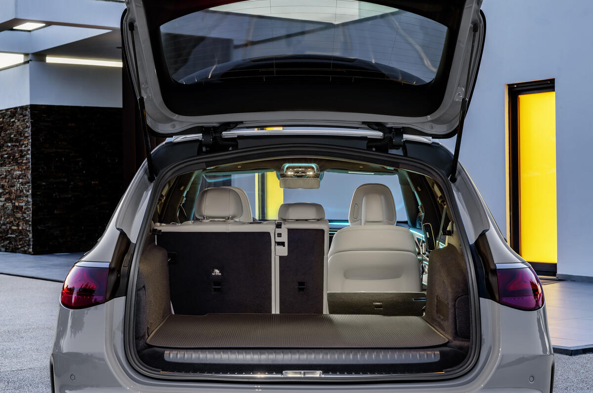E Class estate seats half folded E Class estate seats half folded
