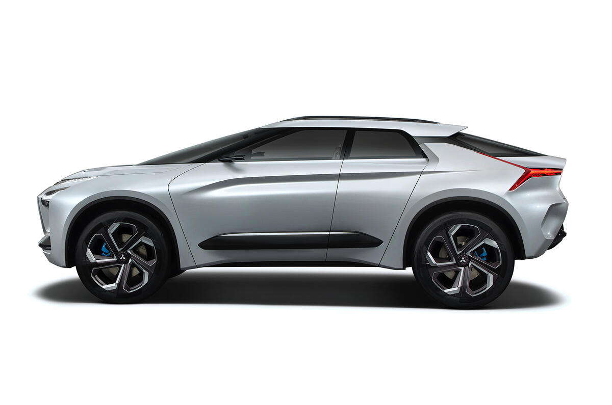 Mitsubishi e-Evolution previews future SUV with artificial intelligence
