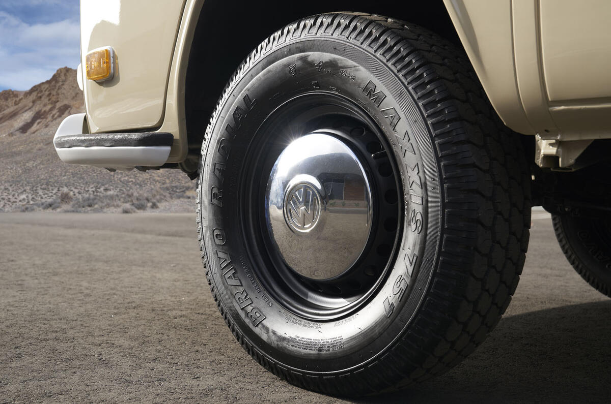 1972 Volkswagen Type 2 Microbus