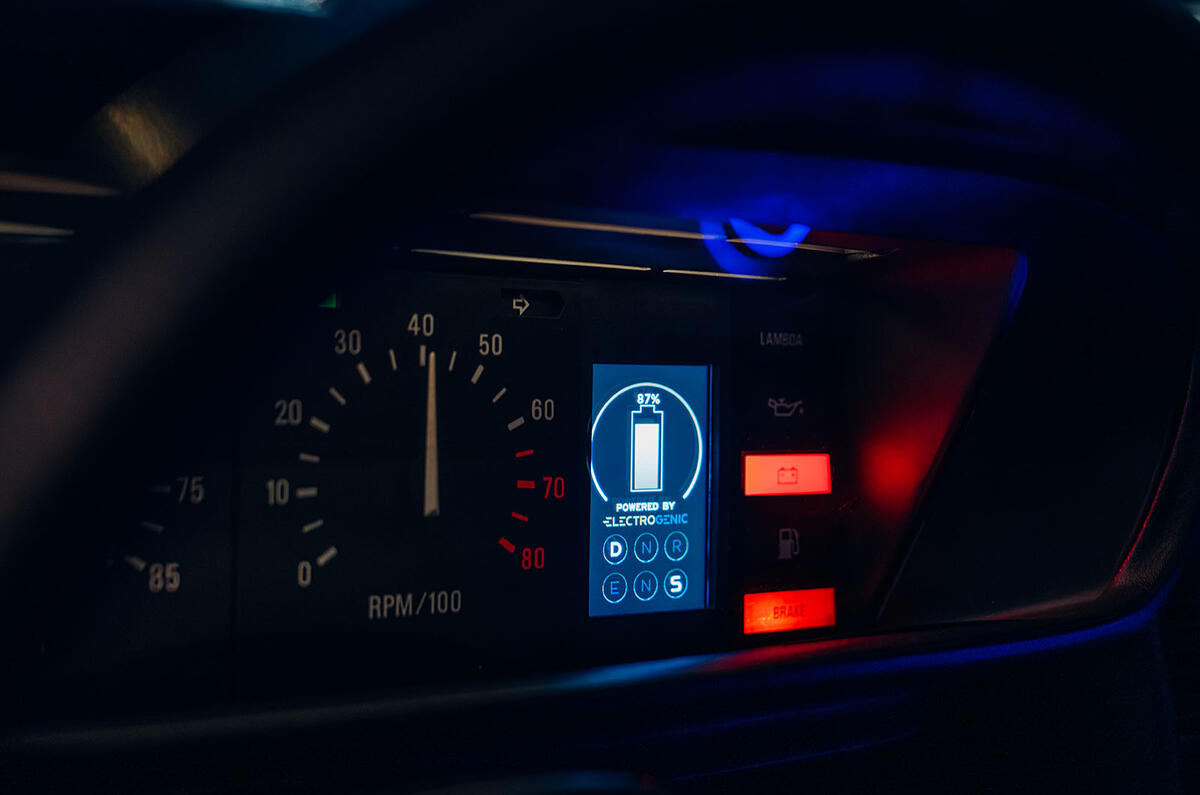 Electrogenic Delorean DMC 12 dials