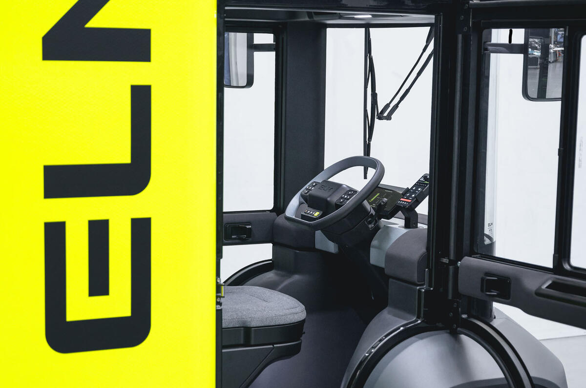 Elm Evolv cockpit Elm Evolv cockpit