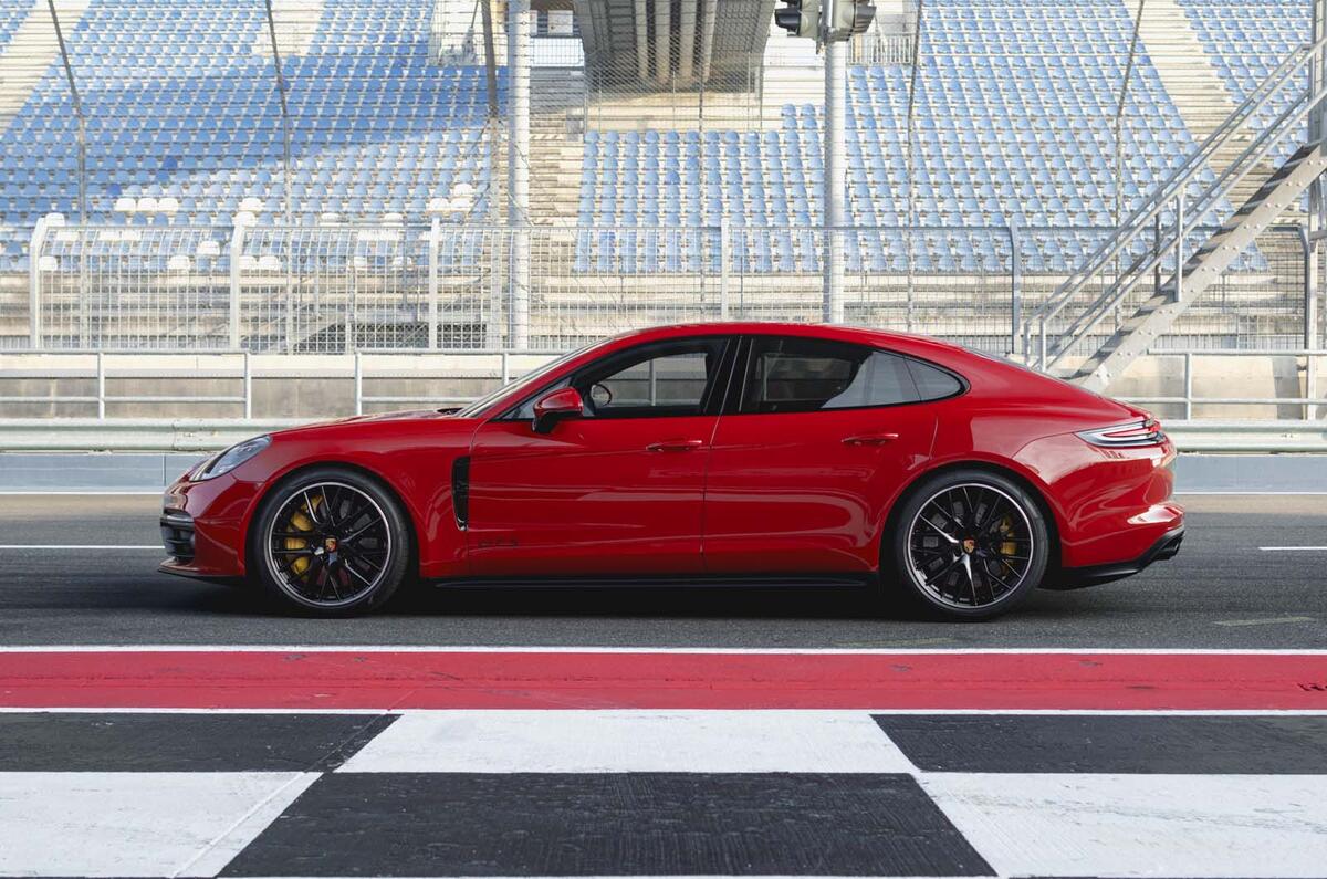 Porsche Panamera GTS