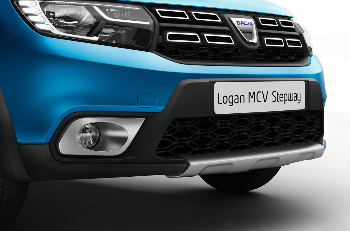 Dacia Logan MCV Stepway from front