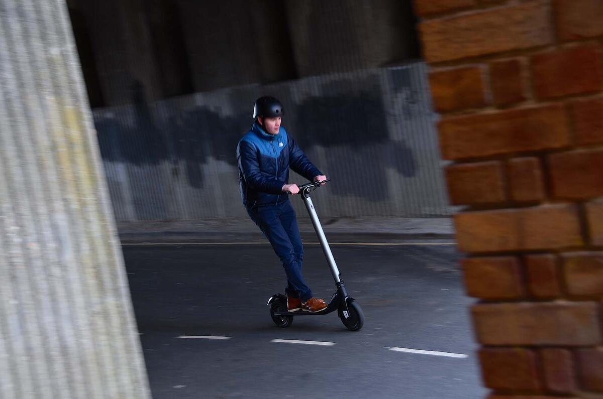 Eskuta KS 450 202220220210 5946 Eskuta KS 450 202220220210 5946