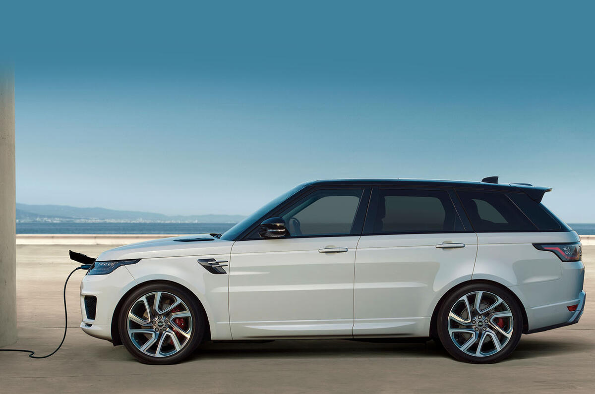 Range Rover Sport facelift reveals Velar-like look