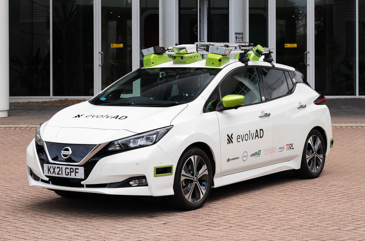 evolvAD Nissan Leaf self driving front 3 4