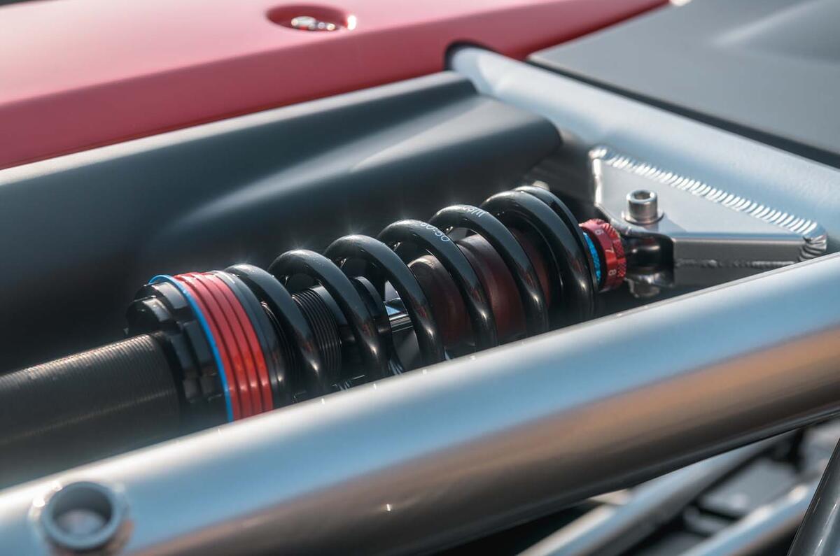 Ariel Atom 4 vs Ariel Ace