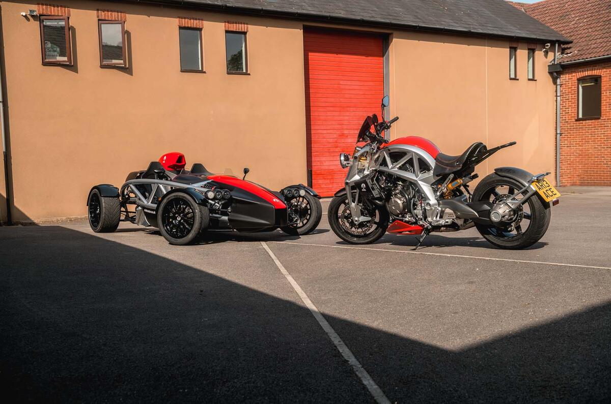 Ariel Atom 4 vs Ariel Ace