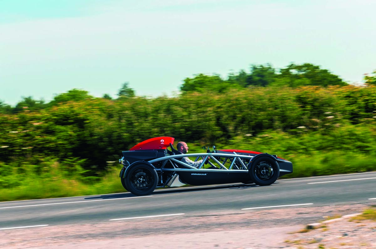 Ariel Atom 4 vs Ariel Ace