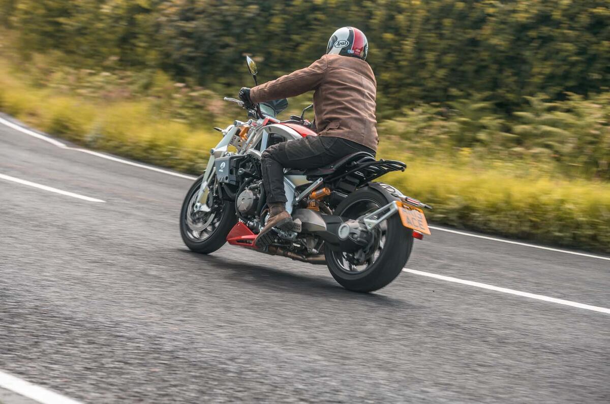 Ariel Atom 4 vs Ariel Ace