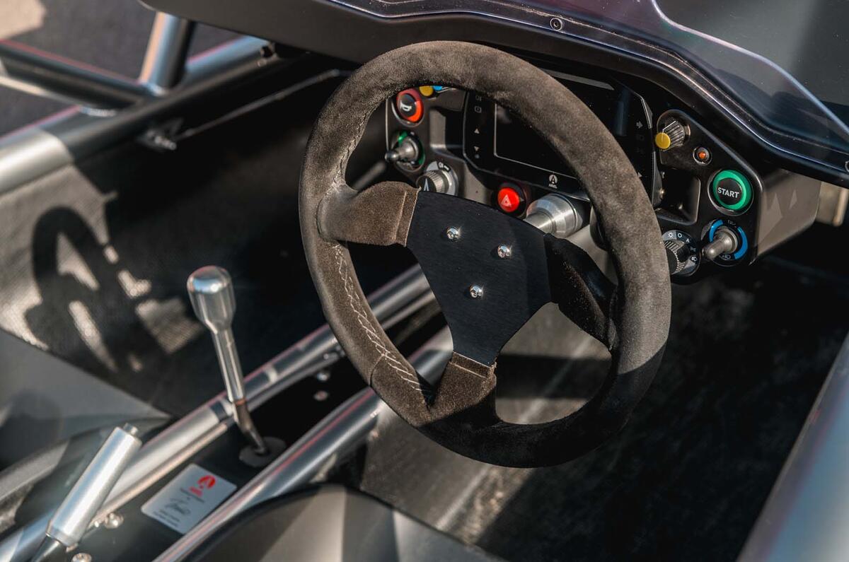 Ariel Atom 4 vs Ariel Ace