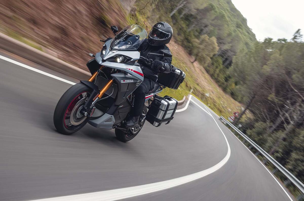 Experia MM 0155 Experia MM 0155