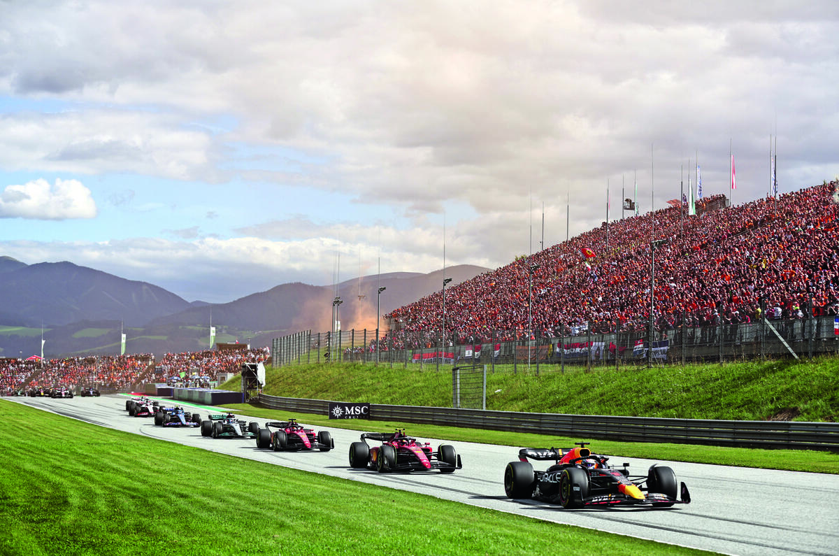 F1 racers on track F1 racers on track