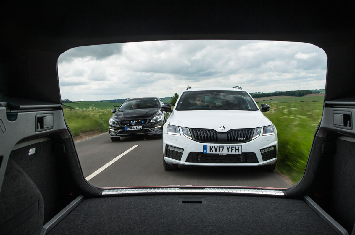 Skoda Octavia vRS estate vs. Seat Leon ST Cupra vs. Volvo V60 AWD Polestar - fast estate triple test