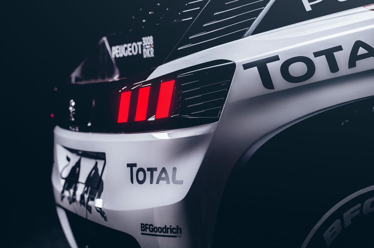 2017 Peugeot 3008 DKR