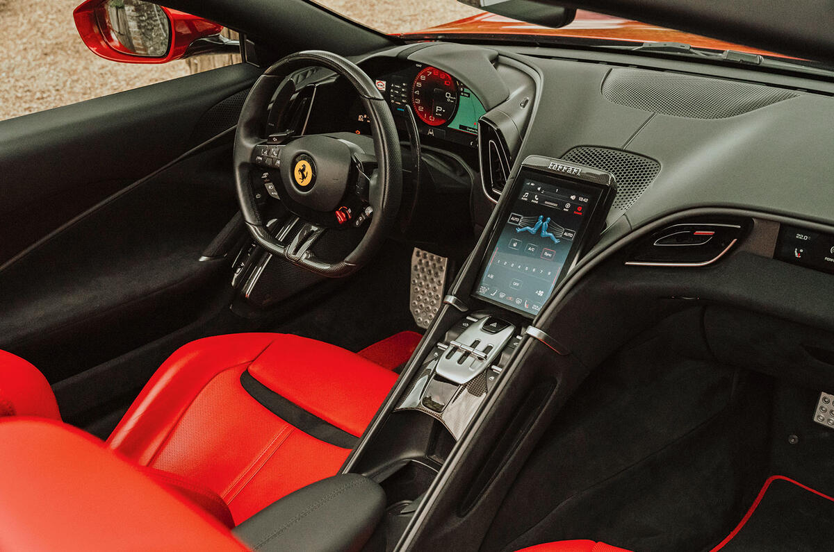 Ferrari 275 GTS vs Ferrari Roma Spider 2024   ME 47 Ferrari 275 GTS vs Ferrari Roma Spider 2024   ME 47